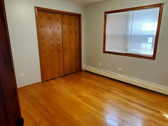 5th image of 5303 S Kilbourn Ave #3