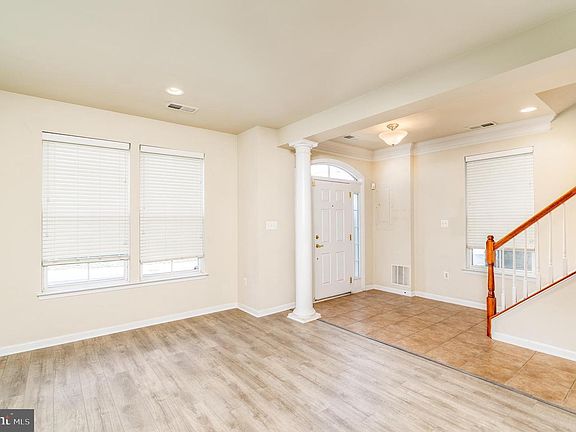 5th image of 7007 Little Thames Dr