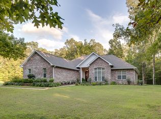 1303 Lake Dr, Woodworth, LA 71485