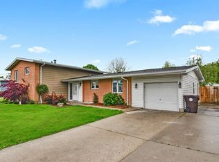 1510 S Pointe Dr, Rantoul, IL 61866