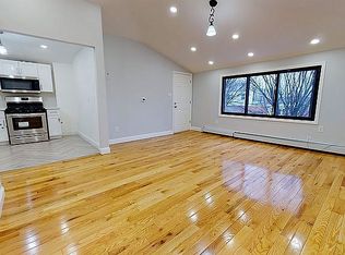 14432 181st St, Springfield Gardens, NY 11413