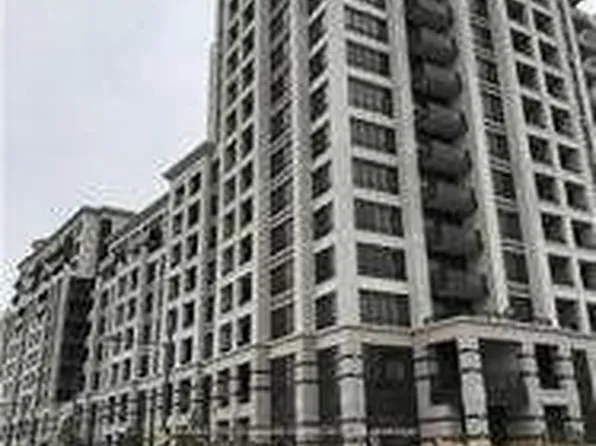 18 Pemberton Ave #600, Toronto, ON M2M 4K9