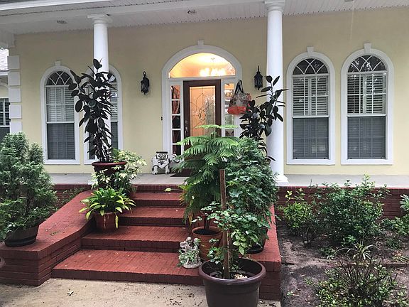 Closer view of Front Porch