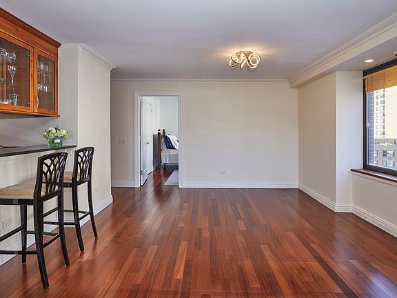 3rd image of 422 E 72nd St APT 15E
