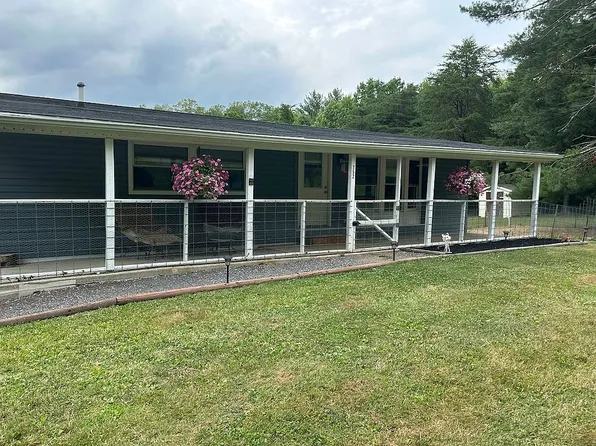752 Old Limekiln Ln, Newport, PA 17074