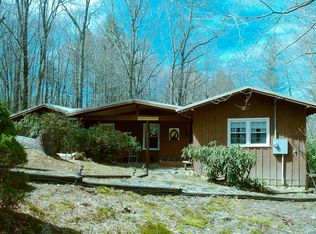 276 Wolf Ridge Rd, Lake Toxaway, NC 28747