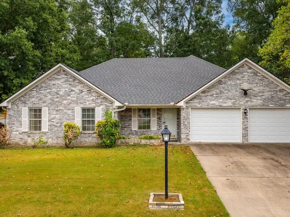 101 Nemours Ct, Maumelle, AR 72113