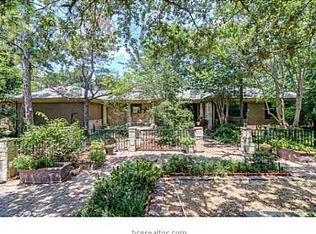 720 N Rosemary Dr, Bryan, TX 77802