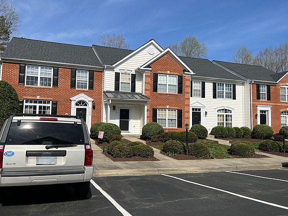 5th image of 3231 Friars Walk Ln