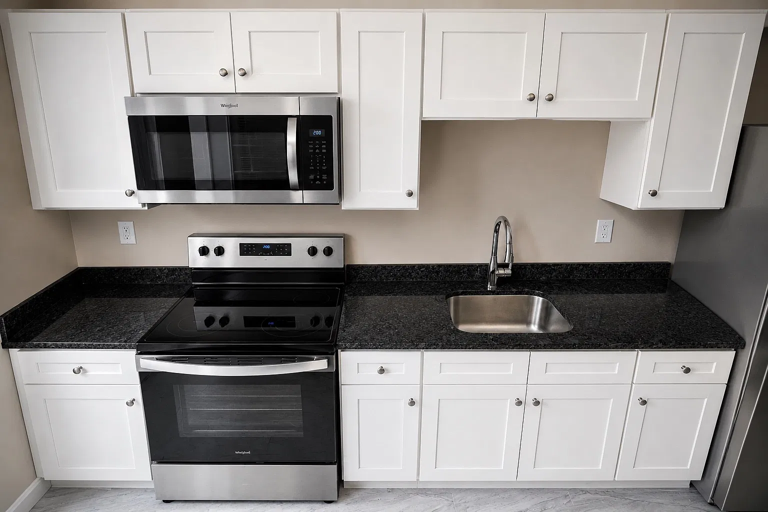 1 bed, $2,000 — Photo 3