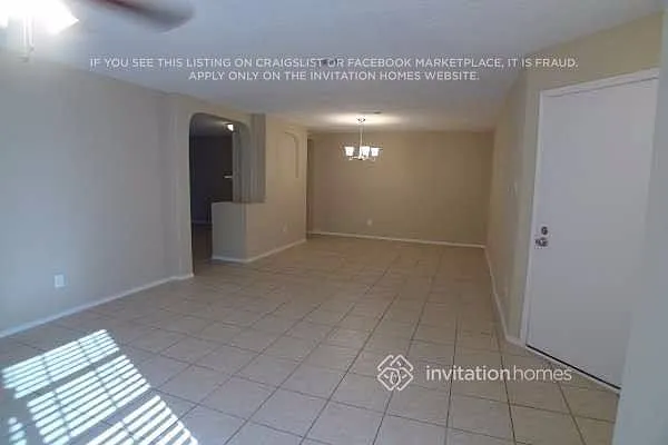 2040 Cardinal Ln — Photo 3