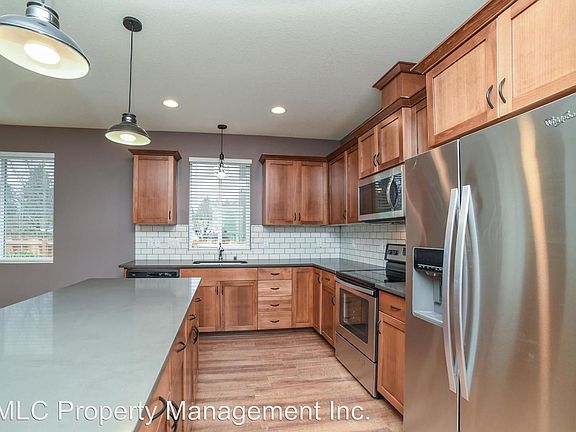 2nd image of 3310 E 24th Cir