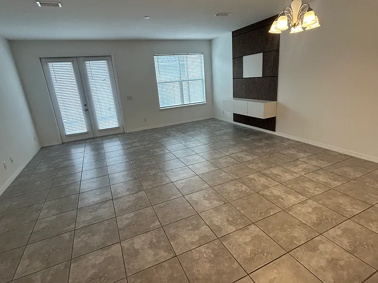 11079 Hanlon Terrace Aly — Photo 27