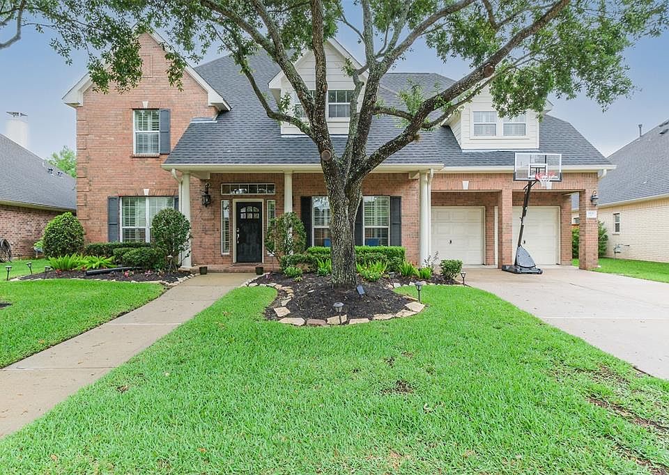 1st image of 3610 Orchard Mews Drive