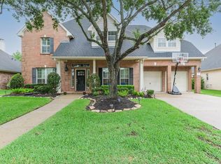 3610 Orchard Mews Dr, Sugar Land, TX 77498