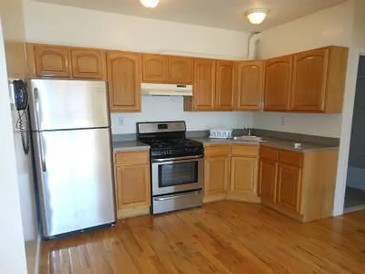 Rented by Urban Realty NYC | media 22