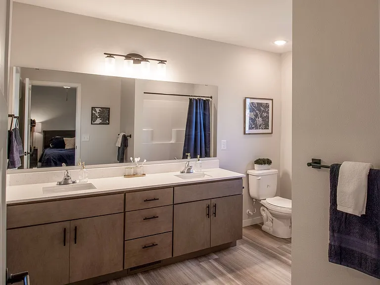 Gateway Court Townhomes — Photo 25