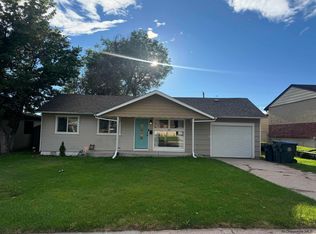 920 Hillcrest Rd, Cheyenne, WY 82001