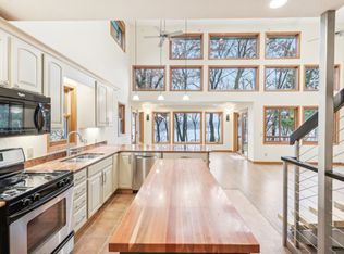 N2366 Rausch Rd, Lodi, WI 53555