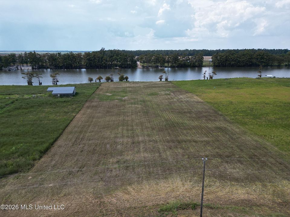 1st image of 1341 Deerfield Rd Lot 8