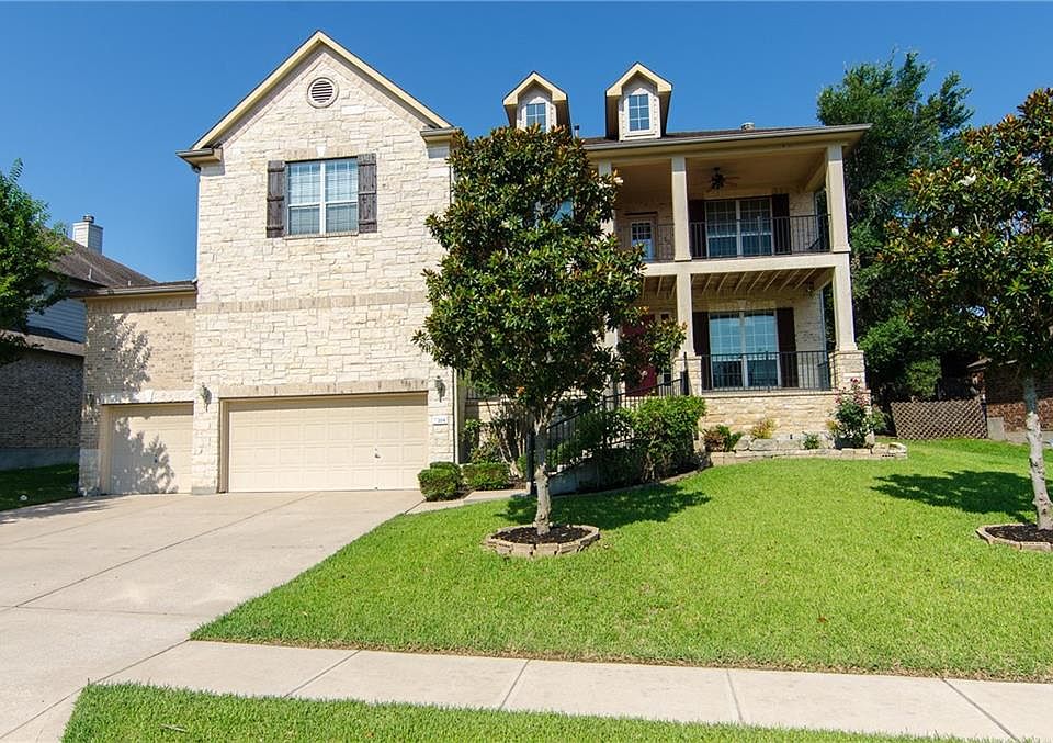 1st image of 704 Rosemount Dr