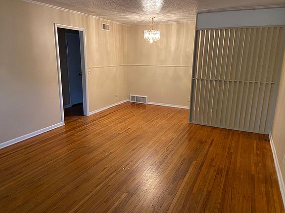 2nd image of 1818 E Xyler St