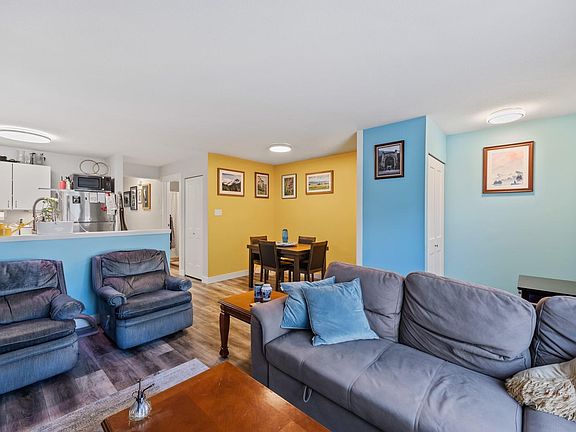5th image of 1335 13th St #11