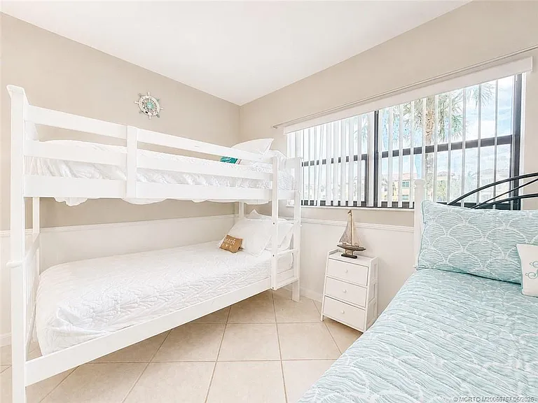 7430 S Ocean Dr #220 — Photo 40
