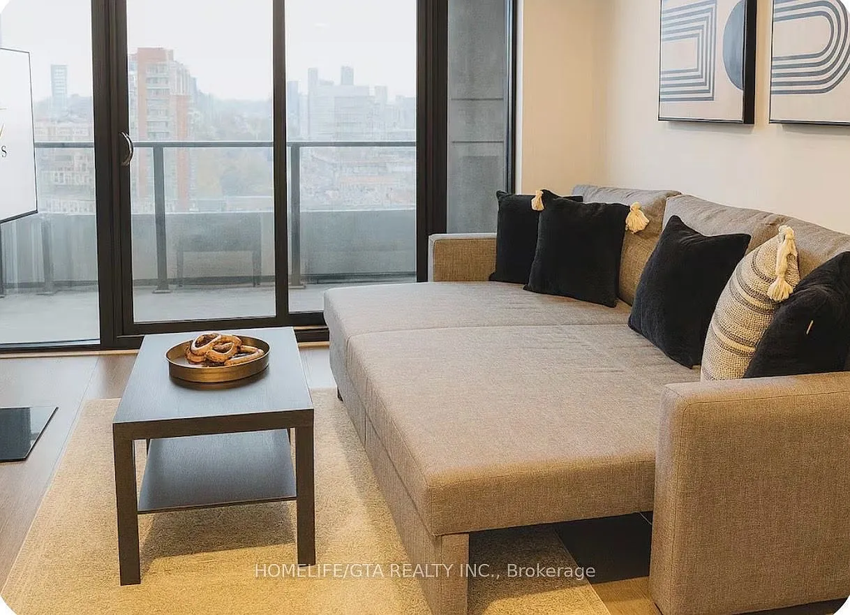 2 bed, $2,600 — Photo 3