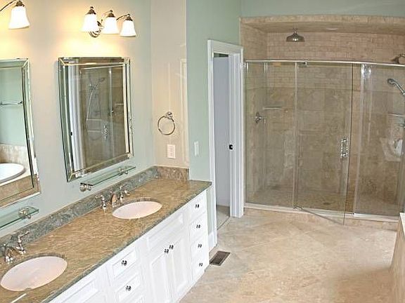 Spa-like Master Bath