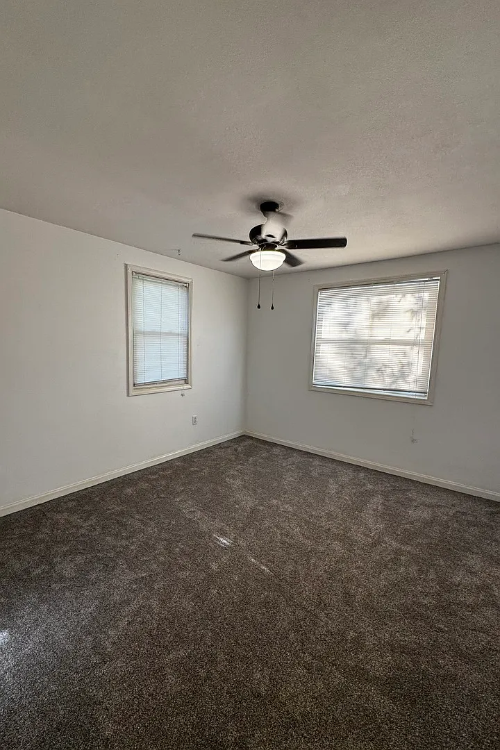 2 bed, 780 sqft, $1,100 — Photo 4