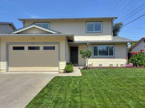 2nd image of 2040 Conifer Ln