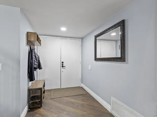 571 Butterwood Ave, San Marcos, CA 92069