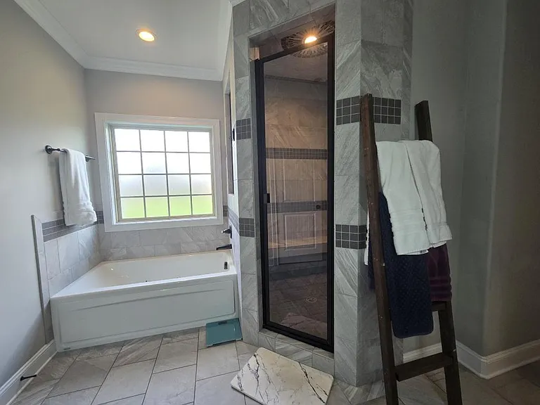 425 Veronica Ct — Photo 20
