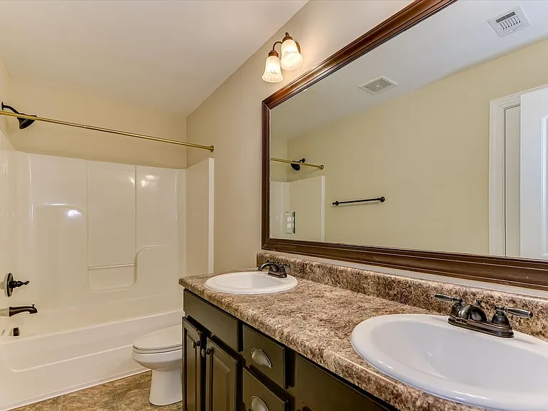 4215 Windslow Dr — Photo 16