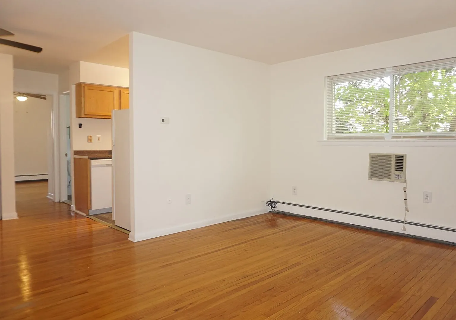 Llanerch Place Apartments — Photo 4