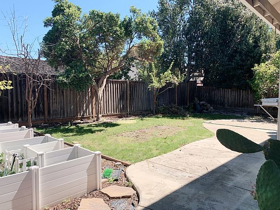5th image of 1512 Condor Dr