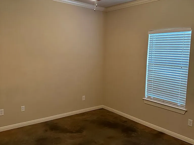 126 Bentwood — Photo 10