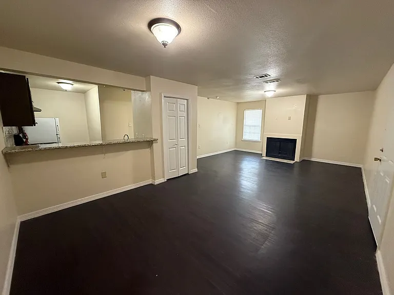 1336 Jade Ave — Photo 3