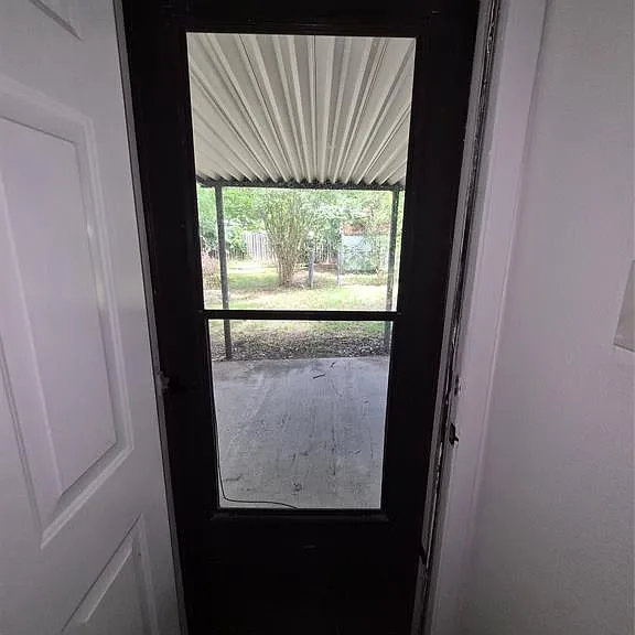 2329 Connor Ave — Photo 22