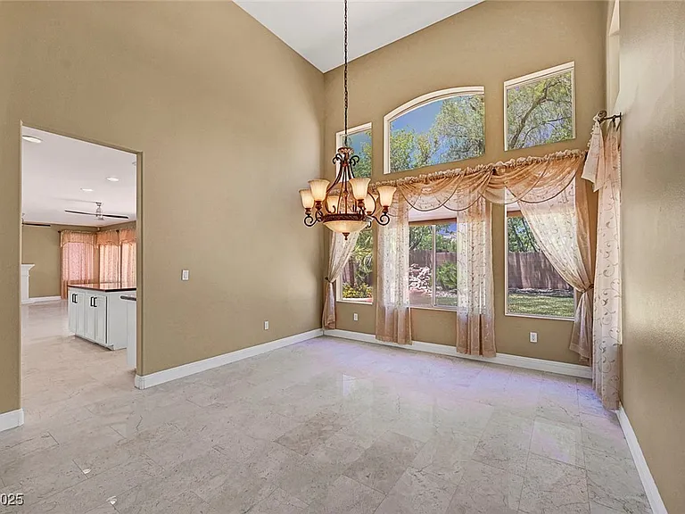 229 N Buteo Woods Ln — Photo 18