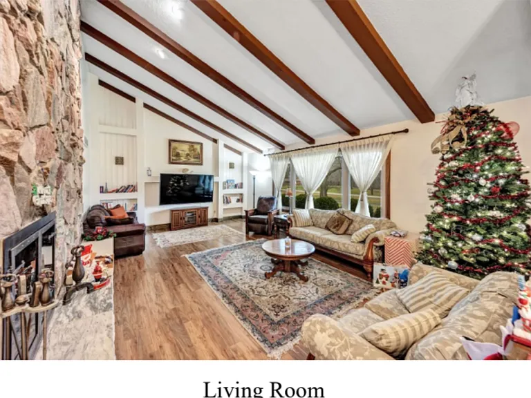 4429 Oak Ridge Cir — Photo 2