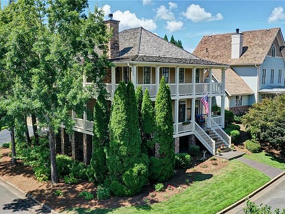 5th image of 353 Waterfront Park Ln