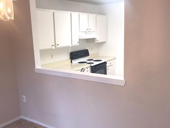 3rd image of 10836 Whiterim Dr