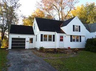 1608 Love Rd, Grand Island, NY 14072