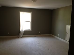 406 Brookhaven Ct, Gainesville, GA 30501