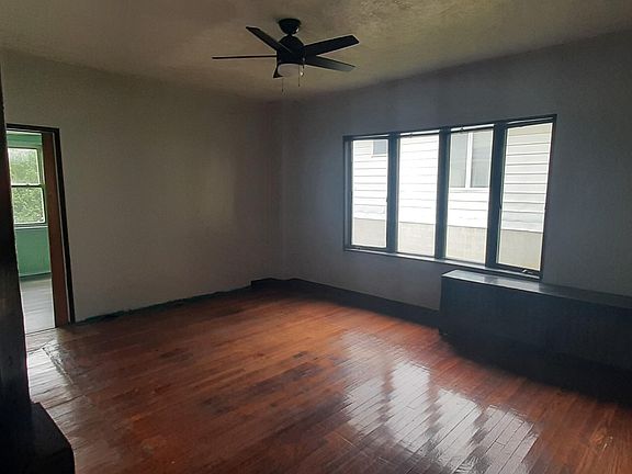 3rd image of 1385 Spangler St