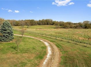 20175 Waverly Rd, Edgerton, KS 66021