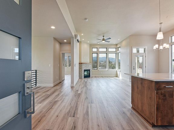 5th image of 889 Stoneridge Ave Lot 12