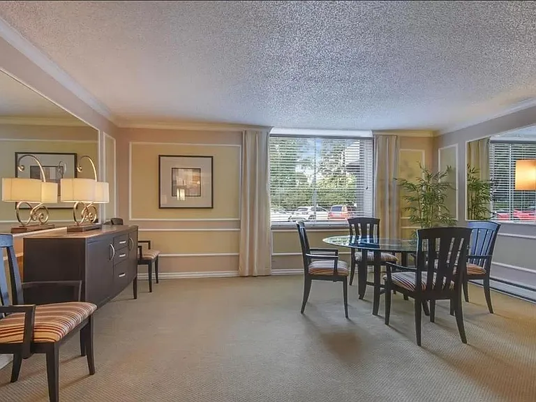 4540 8th Ave NE #1105 — Photo 4